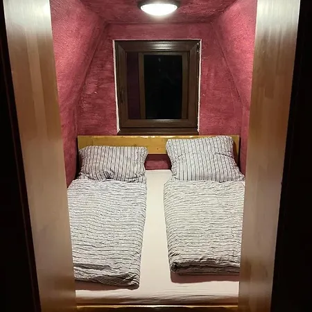 Janosikova Chata Orava Наместово